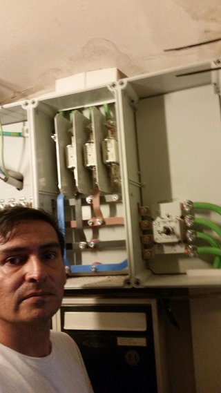 Electricista de Confianza,Reparaciones,Averias