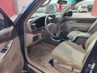 Toyota Land Cruiser 2005