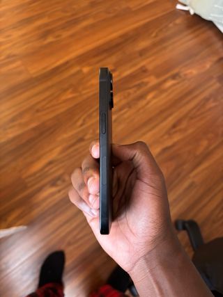 iPhone 15 128GB - Cristal trasero roto