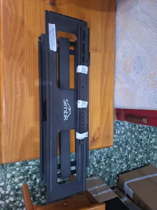 Soporte TV SIMBR diseñado de 32 a 70 pulgadas