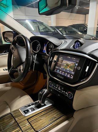 Maserati Ghibli 2015