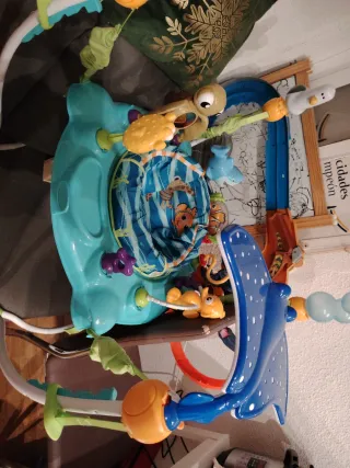 Saltador de actividades Disney Nemo