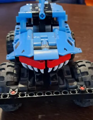 LEGO Technic 42134 Monster Jam Megalodon