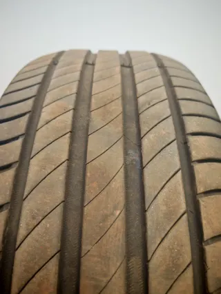 Neumáticos Michelin primacy 215/55 R16 93V