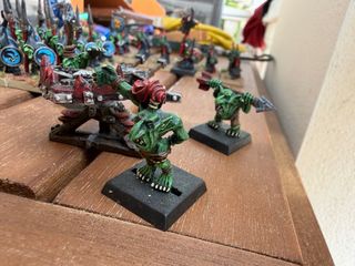 Lanza pinchos y Goblins metal warhammer