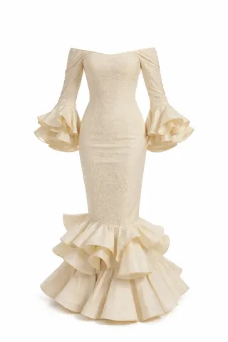 Traje de flamenca beige