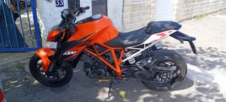 KTM 1290 Super Duke Naranja