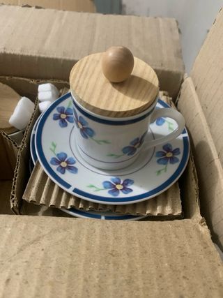 Set 6 Tazzine Vintage con Piattino e Copritazza