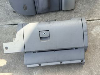 Guantera Beetle Gris