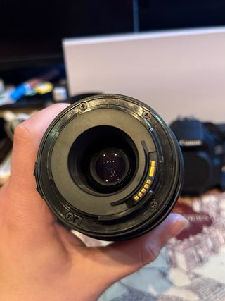 Canon 2000D + 2 objetivos