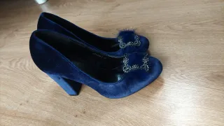 Scarpe donna blu velluto con gioiello Tg 37