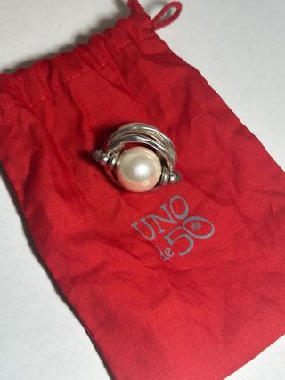 Anillo Uno de 50 Perla y Plata.talla pequeña 10,11
