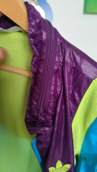 Chaqueta Adidas Deportiva, cómo nueva