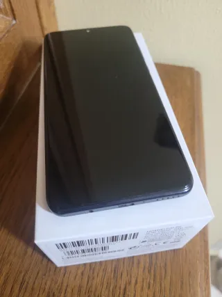 Huawei P30 Lite Nero, compreso di caricabatterie