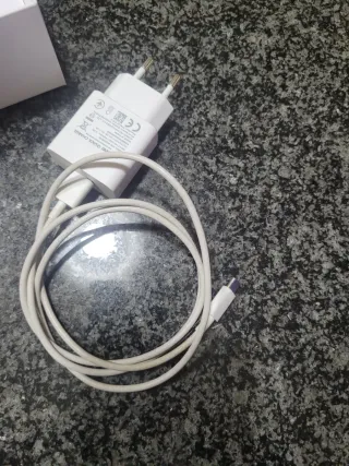 Huawei P30 Lite Nero, compreso di caricabatterie