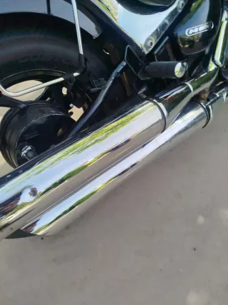 Suzuki Intruder M800 VZ800 Negra