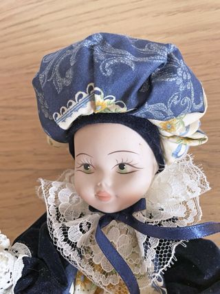 Bambola in porcellana De Angelis Napoli