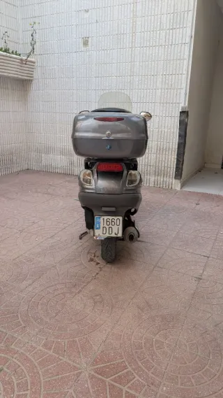 Piaggio X9 Evolution 125 gris