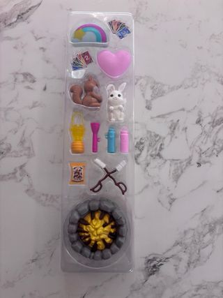 Tienda de campaña Barbie con accesorios
