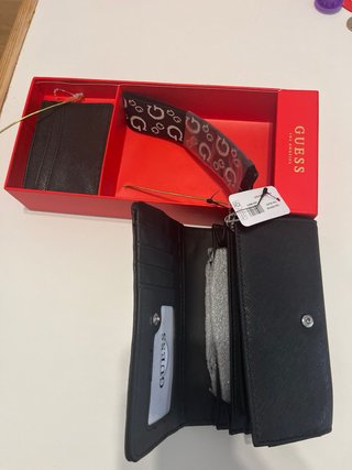 Cartera y tarjetero Guess negros sin estrenar