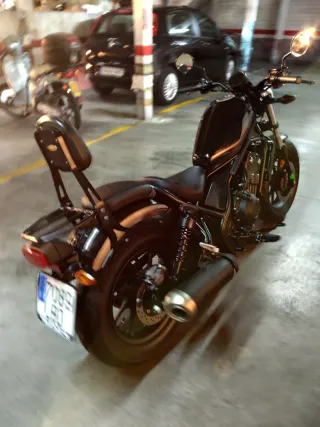 Honda Rebel 500 Negra