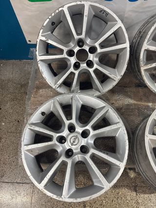 Juego 4 Llantas Opel Zafira B R17