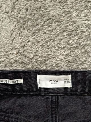 Minifalda vaquera negra Mango