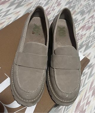 Zapatos planos beige mujer