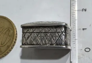 Scatolina vintage argento 925 incisa a mano