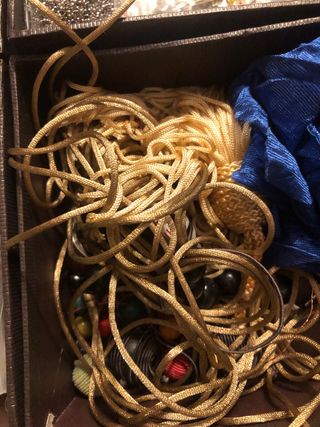 Lote abalorios, cintas, cierres y más