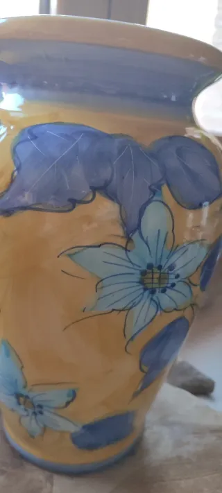 Jarrón Cerámica Esmaltada Flores Azul Amarillo