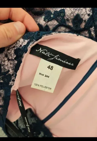 Vestido de fiesta azul y rosa