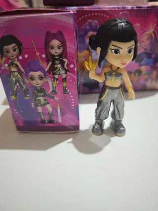 Muñecas K-POP Demon.