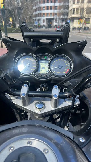 Suzuki Vstrom 650 Adventure Negra/Gris