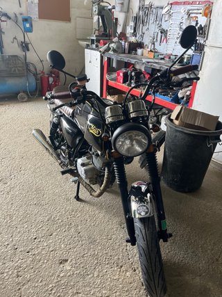 Mash Black Seven 125cc