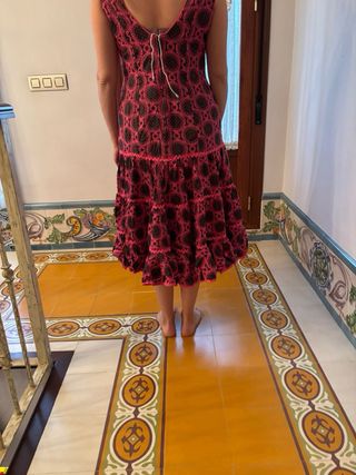 Traje de flamenca corto rosa y marrón