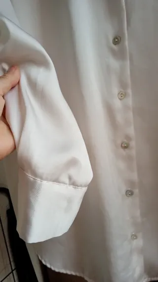 Camisa satén Stradivarius XL