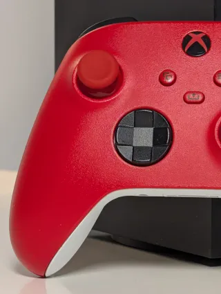 Xbox Series X 1TB + Mando Rojo