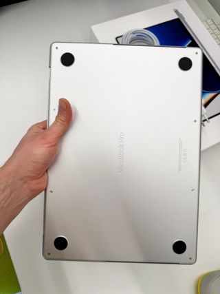 MacBook Pro 14" M1 Pro 10C/16C – 16GB RAM – 1 TB