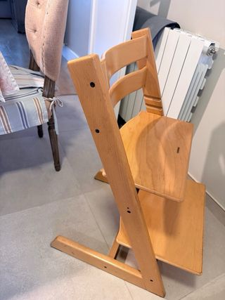 Trona Stokke madera
