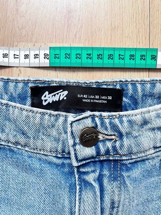 Bermuda vaquera carpintero