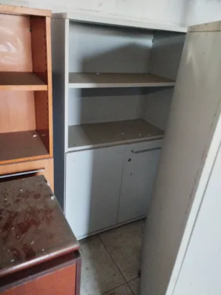 Mueble de oficina de madera