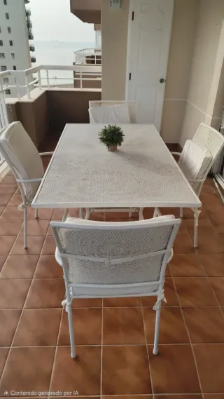 Set tavolo e sedie per terrazzo in metallo