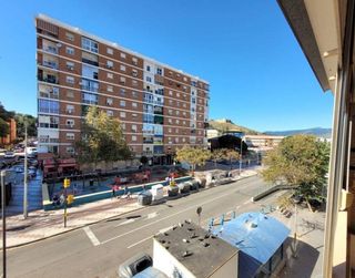 Piso en venta en Parque Victoria Eugenia en Málaga