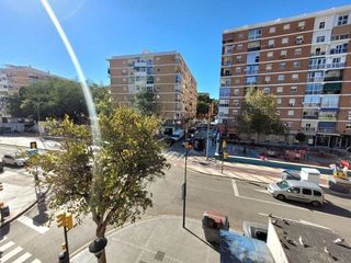 Piso en venta en Parque Victoria Eugenia en Málaga