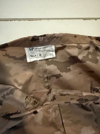 Pantalón agua camuflaje árido pixelado