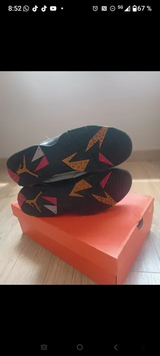 Air Jordan 7 Gris y Rojo