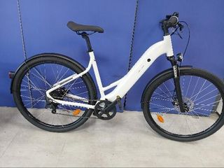 Bicicleta Trekking Eléctrica Cuadro Bajo E-Actv 100 Gris
