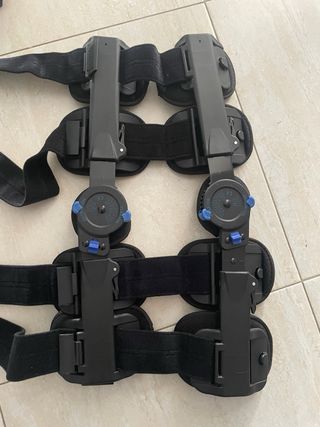 Rodillera Postoperatoria Ajustable