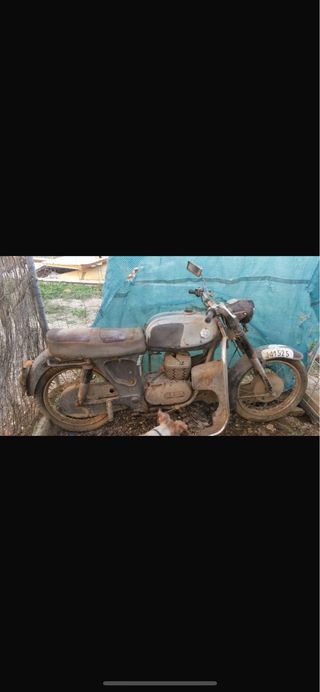 Moto Ossa Trials para restauracion.